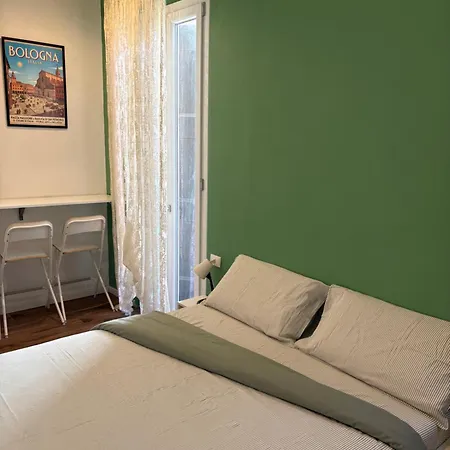E Bagno Privato A 3 Minuti Dalla Stazione Bed and Breakfast
