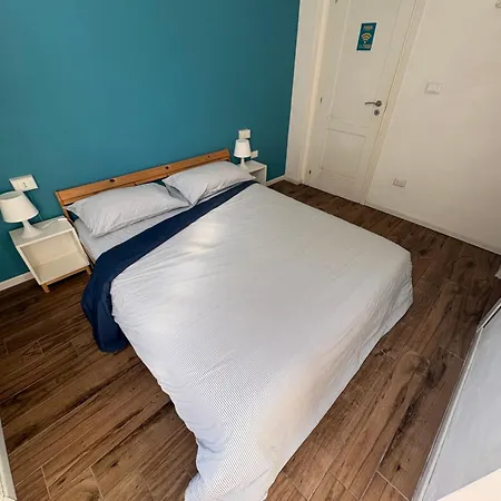 E Bagno Privato A 3 Minuti Dalla Stazione Bed and Breakfast Μπολόνια