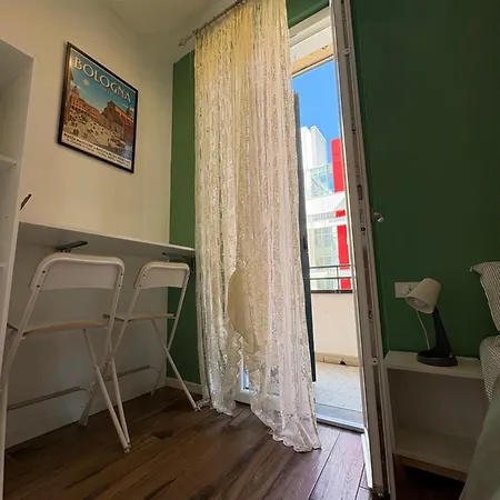 Bed and Breakfast E Bagno Privato A 3 Minuti Dalla Stazione Μπολόνια