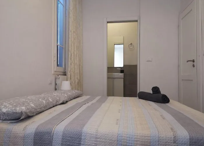 Frühstückspension E Bagno Privato A 3 Minuti Dalla Stazione Bologna