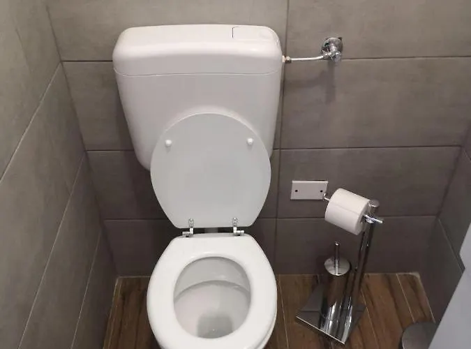E Bagno Privato A 3 Minuti Dalla Stazione Bologna