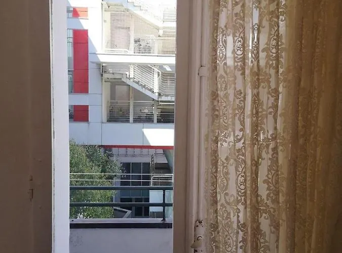 E Bagno Privato A 3 Minuti Dalla Stazione بولونيا