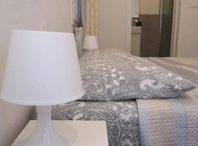 E Bagno Privato A 3 Minuti Dalla Stazione