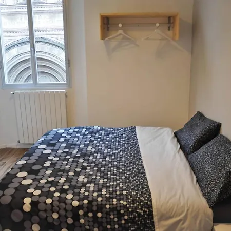 E Bagno Privato A 3 Minuti Dalla Stazione