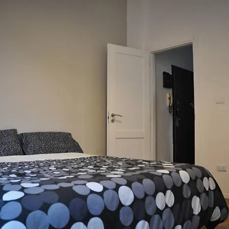 E Bagno Privato A 3 Minuti Dalla Stazione