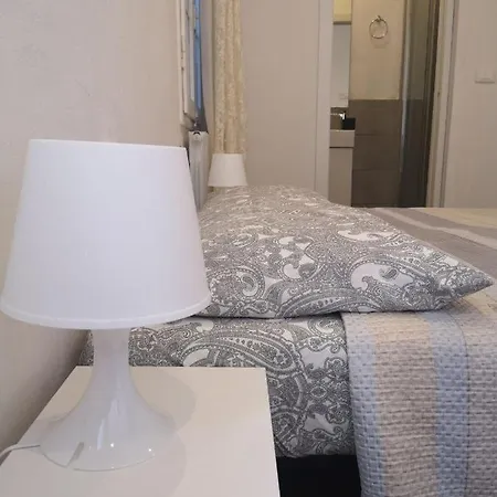 E Bagno Privato A 3 Minuti Dalla Stazione