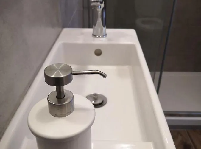 E Bagno Privato A 3 Minuti Dalla Stazione Frühstückspension Bologna