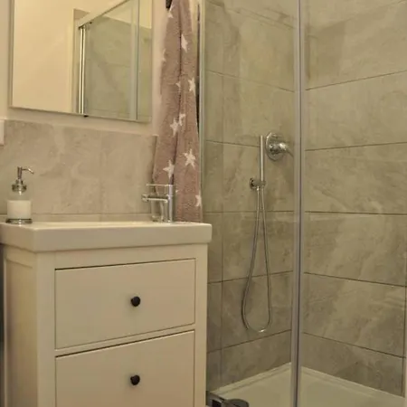 E Bagno Privato A 3 Minuti Dalla Stazione * Boloňa
