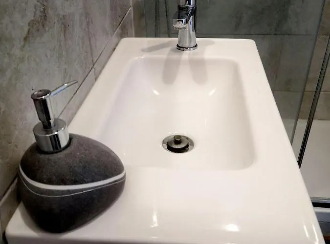Bed & Breakfast E Bagno Privato A 3 Minuti Dalla Stazione Boloňa