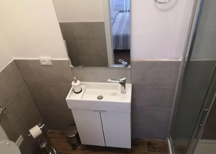 E Bagno Privato A 3 Minuti Dalla Stazione Boloňa
